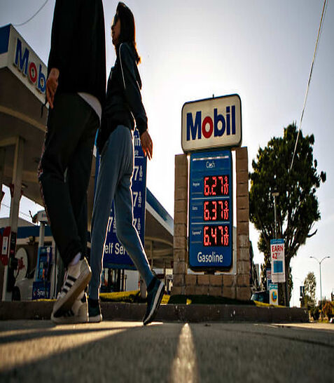 Oil prices jump again on Russia-Ukraine fears, as IEA calls for cut in energy usage