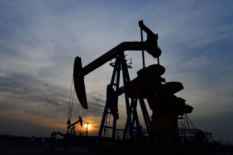 Pakistan to drill 90 new wells in hunt for further oil and gas reserves
