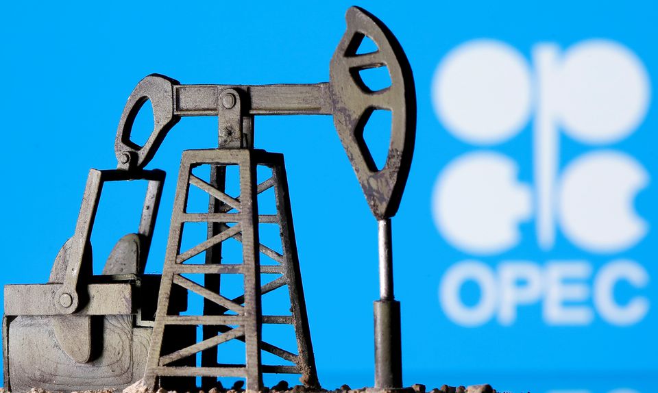 Oil resumes climb on renewed risk appetite, tight OPEC supply
