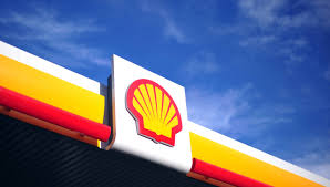Shell gets $1 bln refining boost, upgrades oil and gas assets